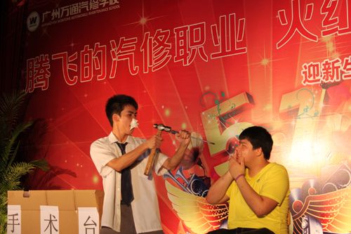 精彩喜剧，此时无声胜有声