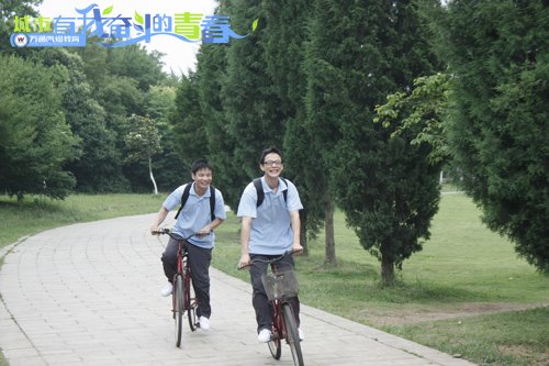 《城市奋斗季》系列微电影剧照