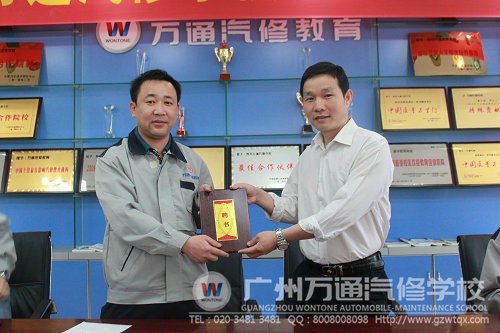 实力背后难掩“引才经” 万通教师招聘引关注