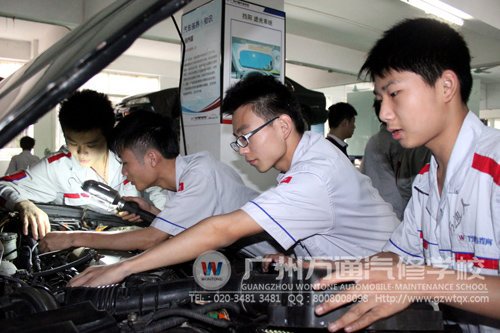 广州万通学子实训操作，实训热情高涨